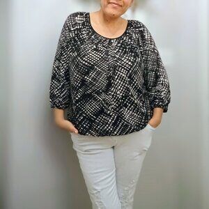 MICHAEL KORS Abstract Print Blouse with 3/4 Length Sleeves. Plus Size XL